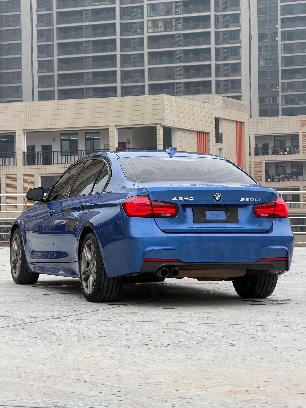 BMW 3 Series 2017 #4 BMW 3 Series 2017 car image #4