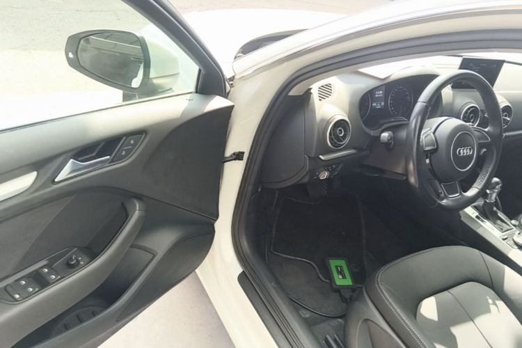 Audi A3 2017 imagen de coche #16