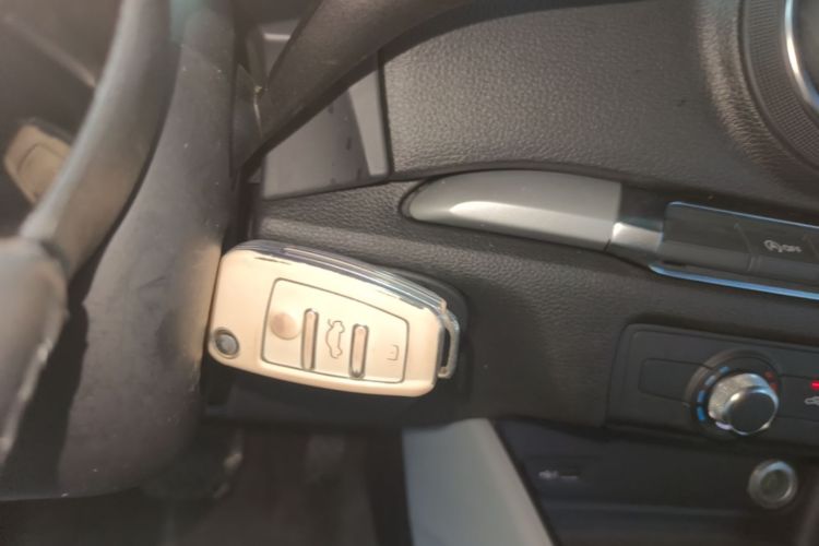 Audi A3 2019 صورة سيارة #9