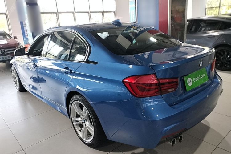 BMW 3 Series 2019 car image #5