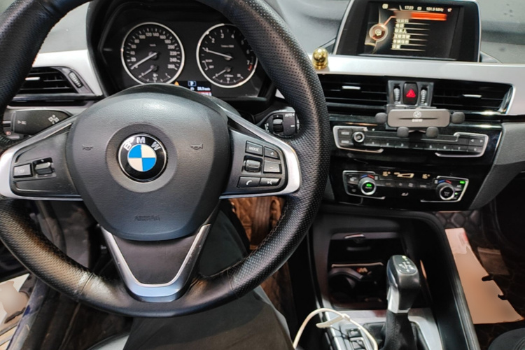 BMW X1 2016 #10 BMW X1 2016 car image #10