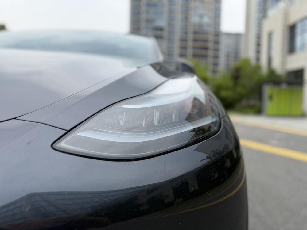 Tesla Model Y 2024 car image #8