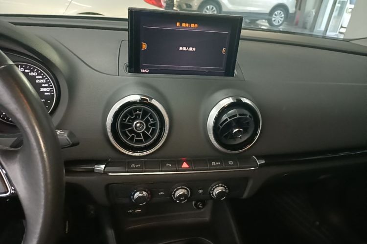 Audi A3 2018 #13 Audi A3 2018 car image #13