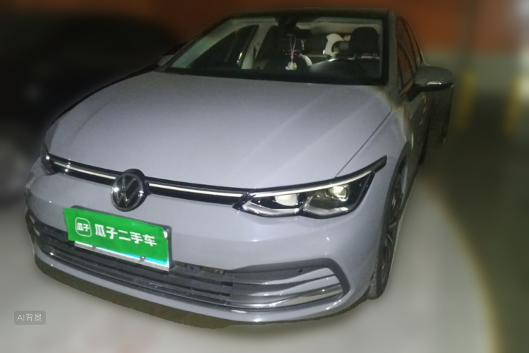 Volkswagen Golf 2021 car image #2