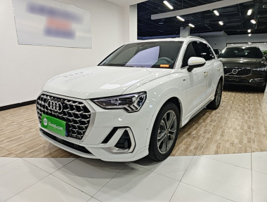 Audi Q3 2023 Audi Q3 2023 image de voiture