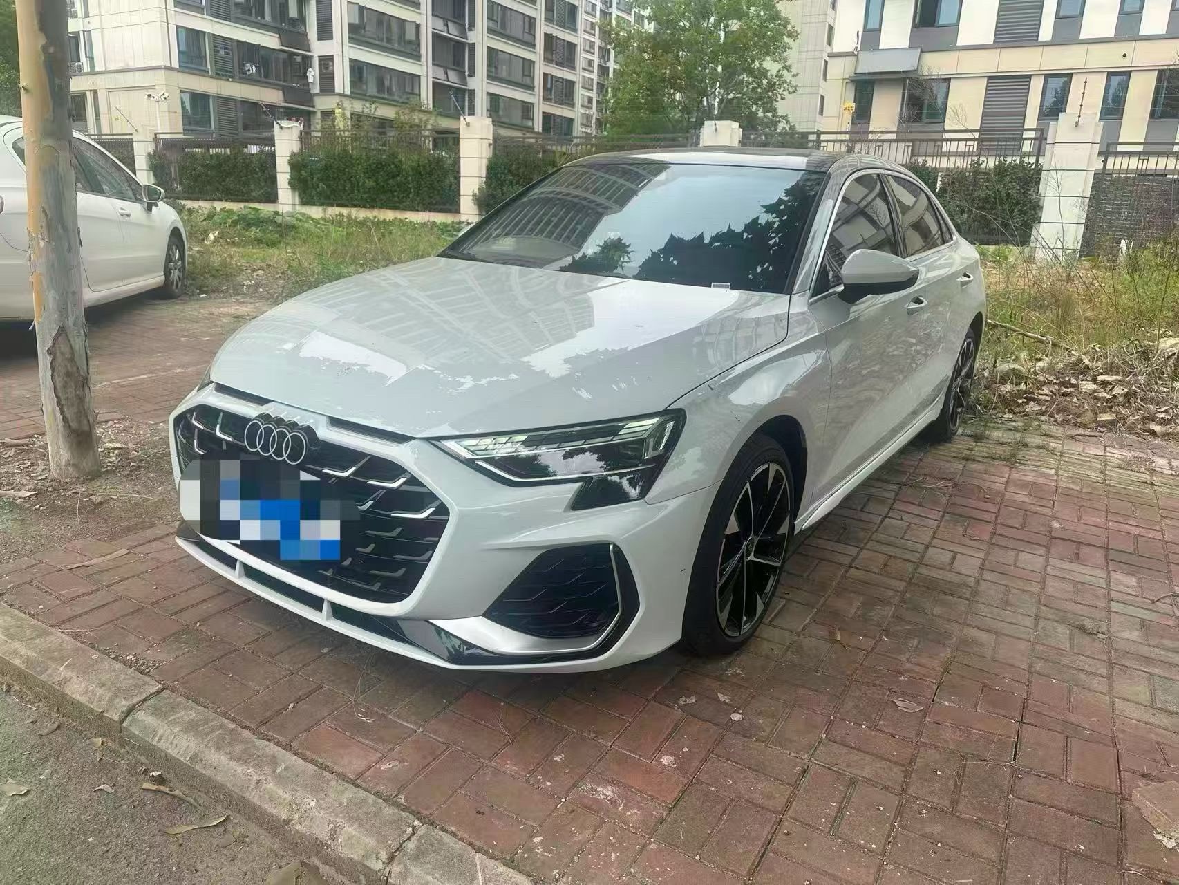 2025 car image 