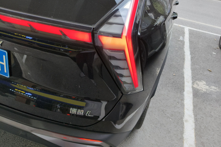 GEELY Boyue L 2023 image de voiture #8