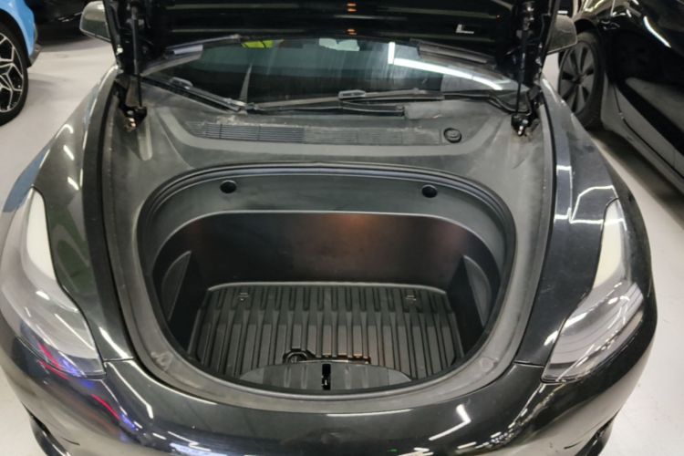 Tesla Model 3 2022 car image #20
