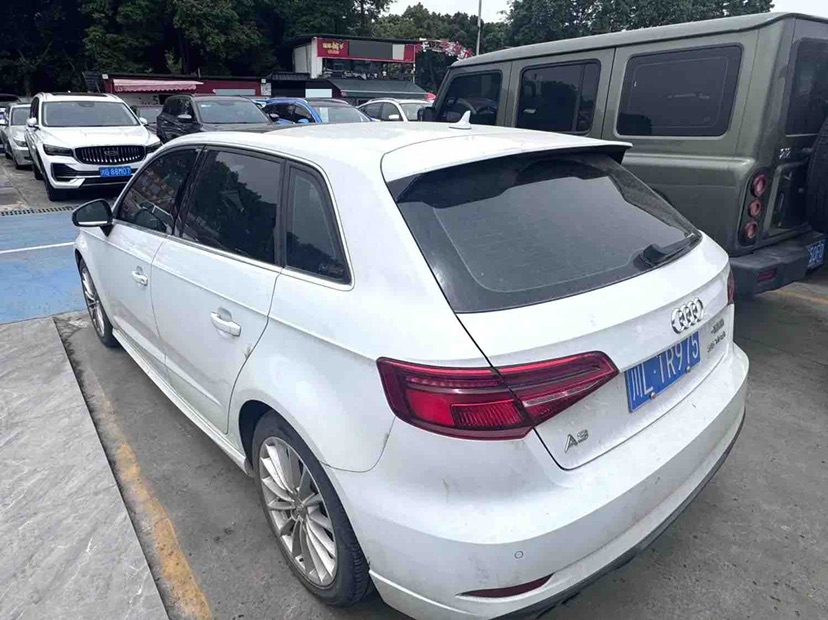 Audi A3 2018 car image #7