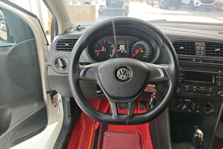 Volkswagen Polo 2018 #11 Volkswagen Polo 2018 car image #11