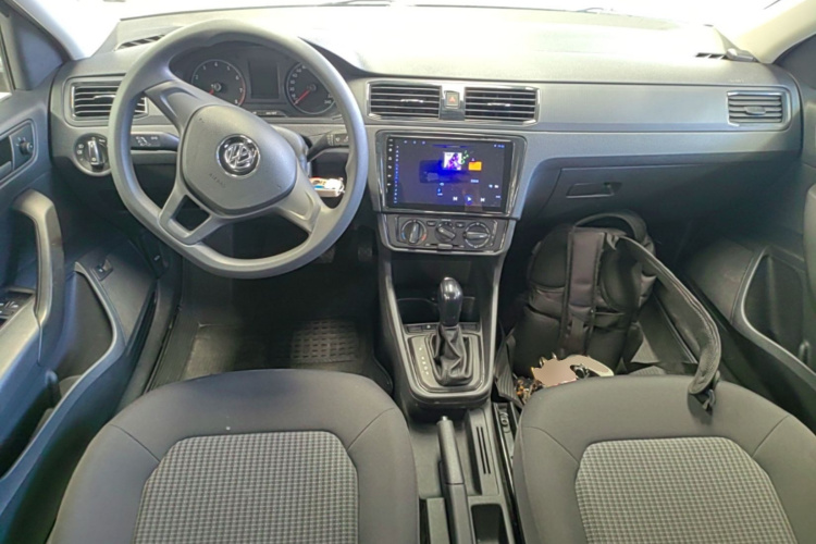 Volkswagen Santana 2022 car image #11
