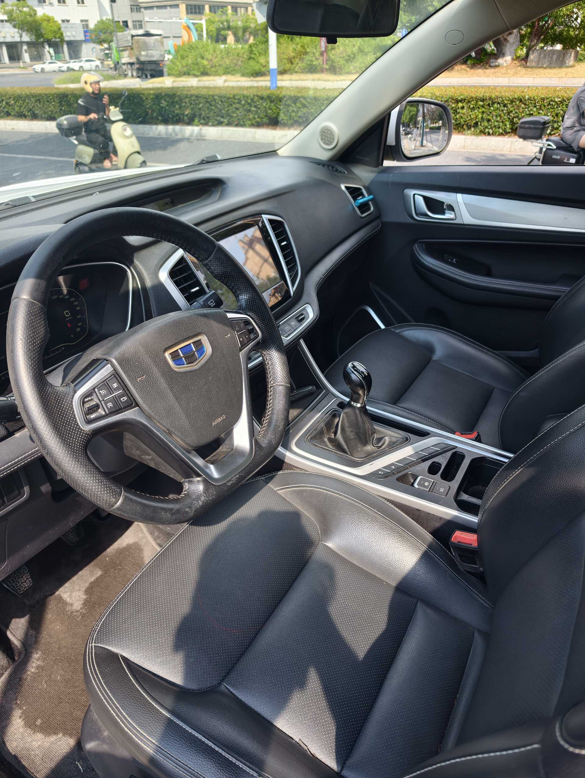 GEELY Vision X6 2018 #5 GEELY Vision X6 2018 car image #5