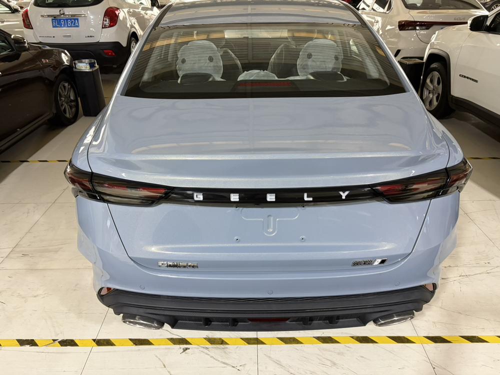 GEELY Binray 2026 #5 GEELY Binray 2026 car image #5