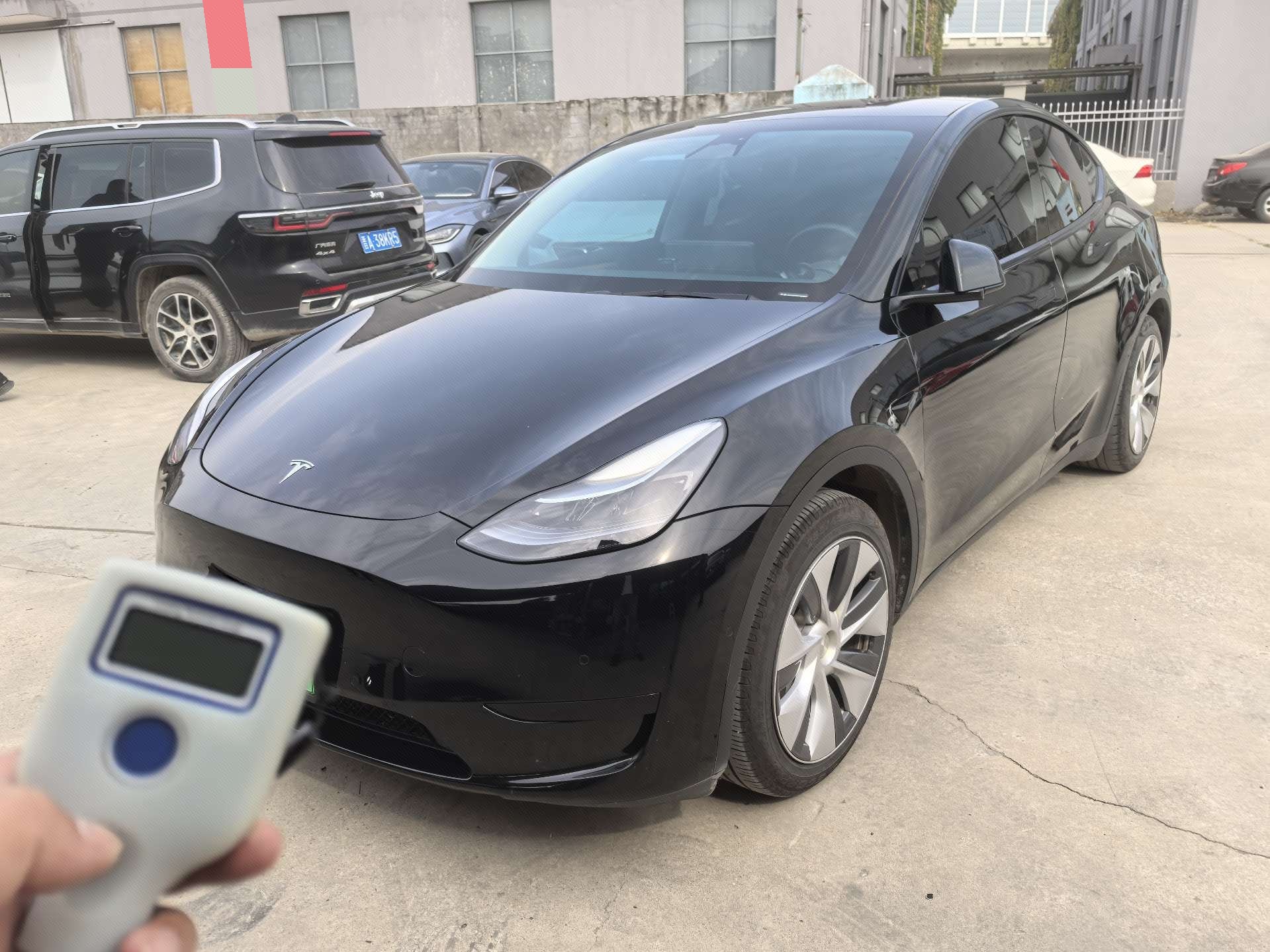 Tesla Model Y 2023 Tesla Model Y 2023 صورة سيارة