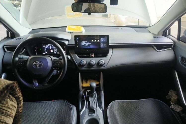 Toyota Corolla Cross 2023 image de voiture #10