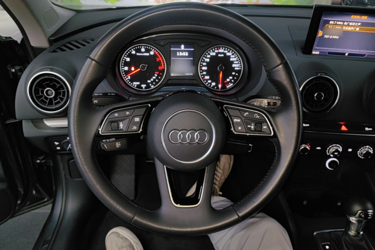 Audi A3 2020 car image #11