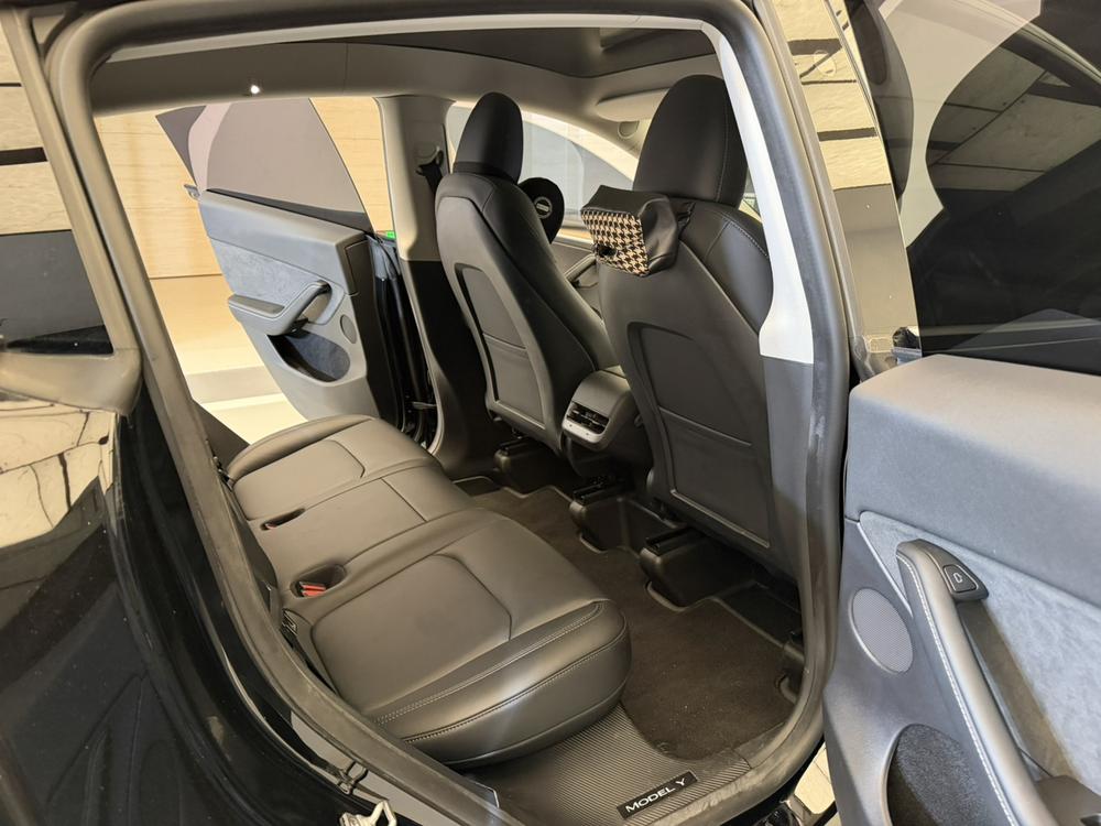 Tesla Model Y 2023 #18 Tesla Model Y 2023 immagine di auto #18