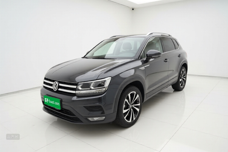 Volkswagen Tharu 2021 car image #2