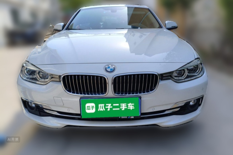 BMW 3 Series 2018 #3 BMW 3 Series 2018 car image #3