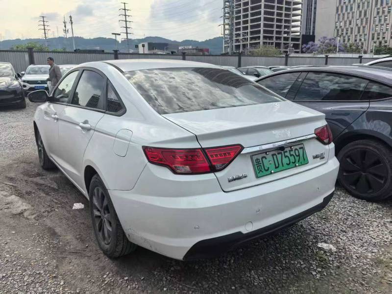 GEELY Emgrand New Energy 2021 #4 GEELY Emgrand New Energy 2021 car image #4