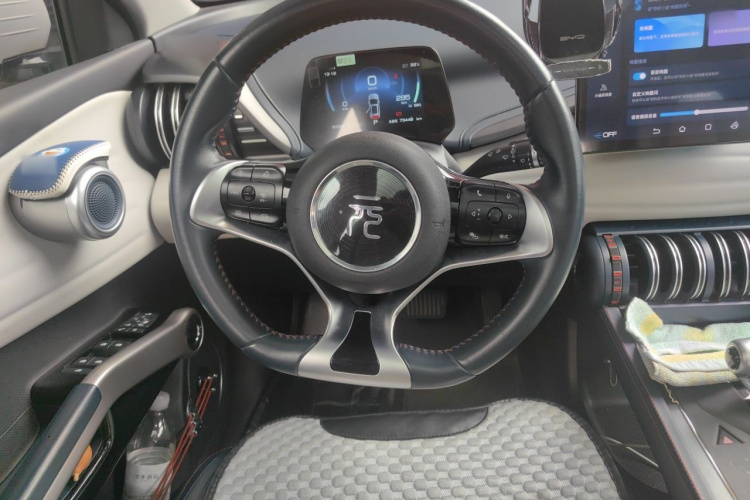 BYD Yuan Plus 2023 immagine di auto #11