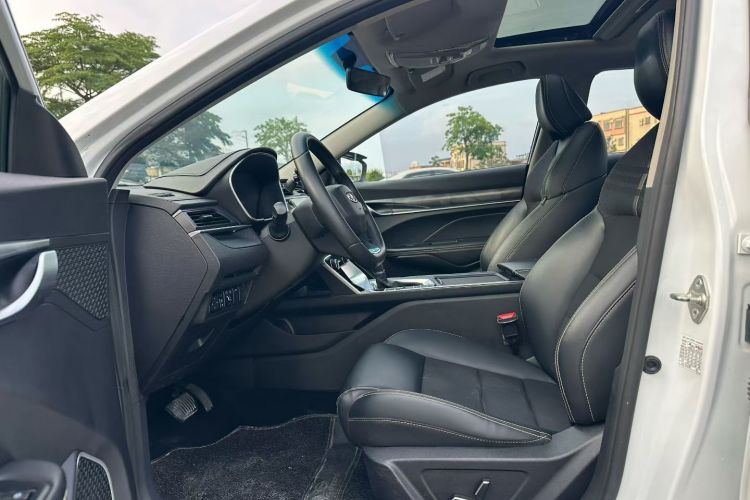 GEELY Binray 2022 car image #18