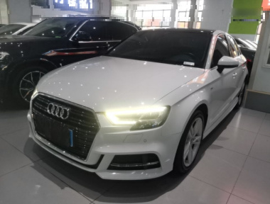Audi A3 2019 car image 