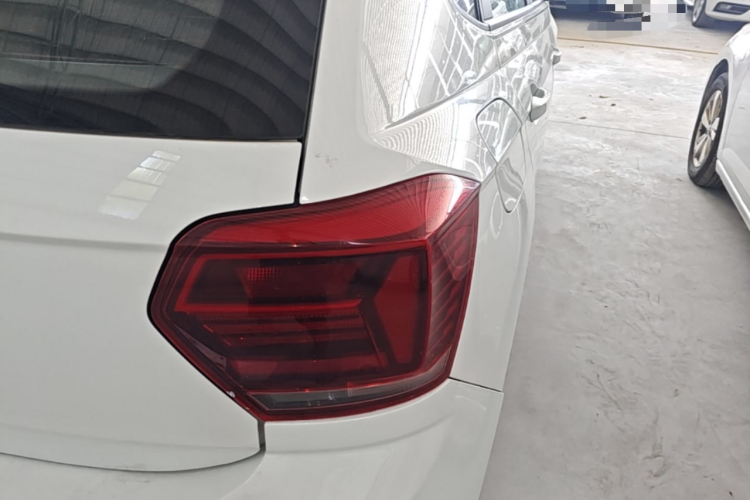 Volkswagen Polo 2023 car image #8