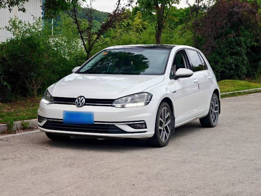 2018 2018 car image