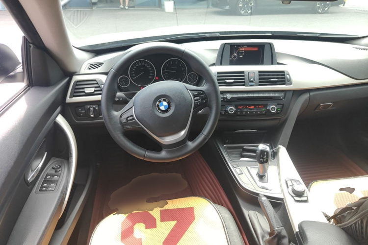BMW 3 Series GT 2015 car image #12