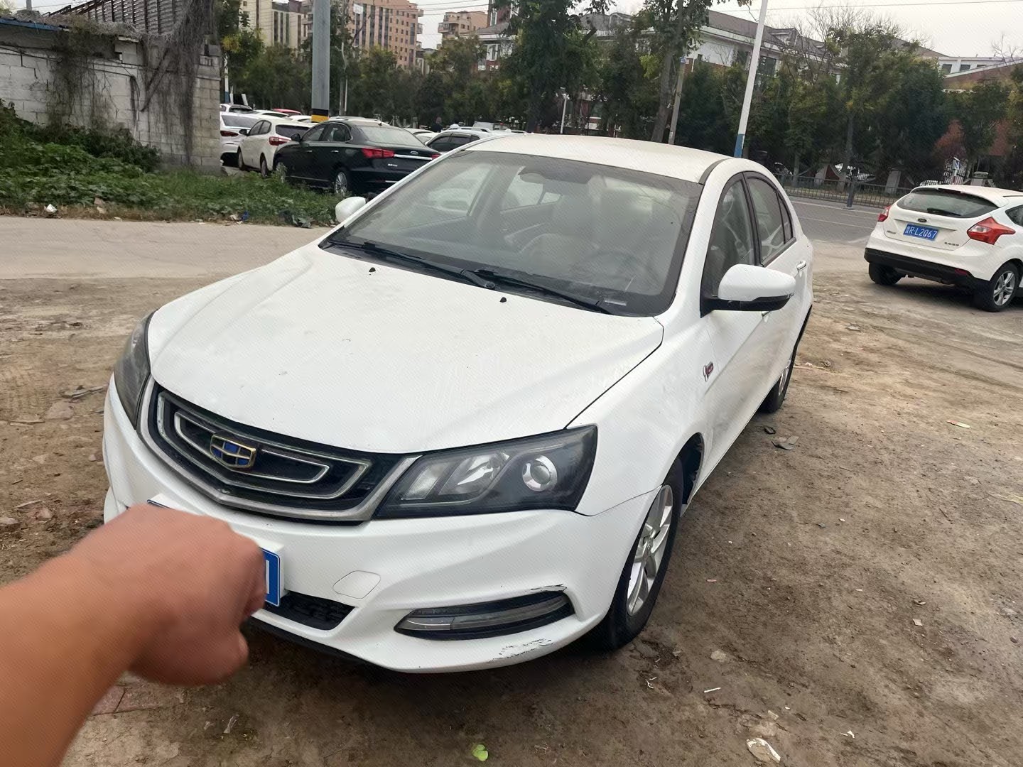GEELY Emgrand 2017 car image 
