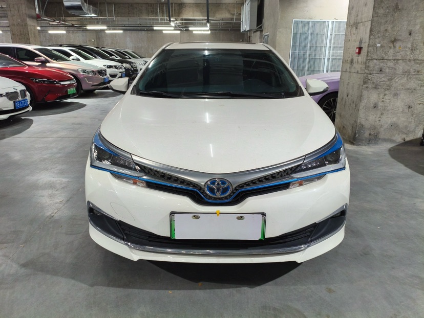 Toyota Corolla Hybird E+ 2022 immagine di auto #2