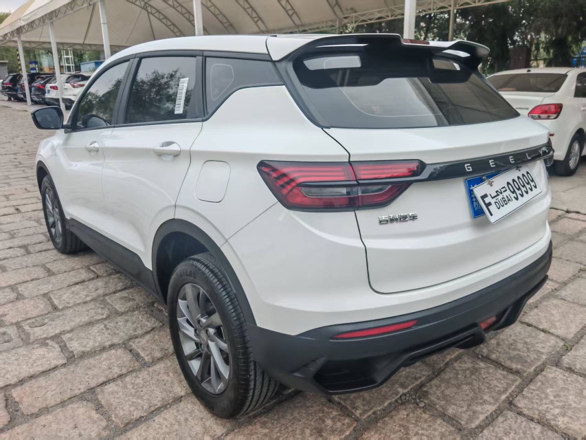 GEELY Coolray 2025 #4 GEELY Coolray 2025 car image #4