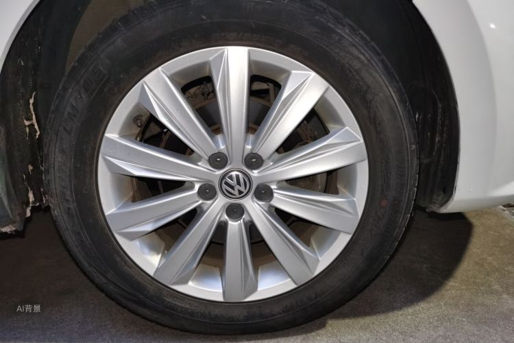 Volkswagen Bora 2016 car image #9