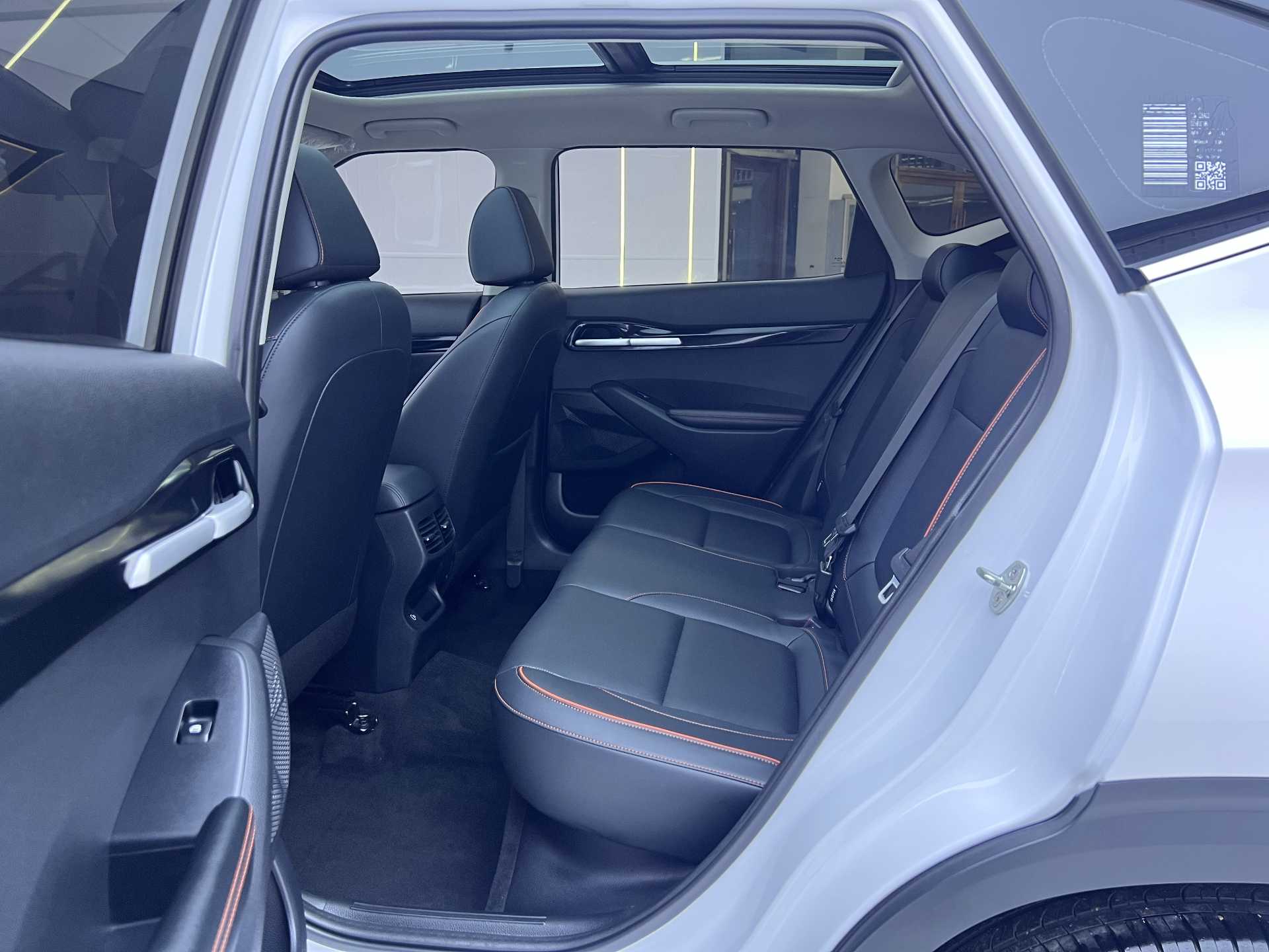 Kia Seltos 2024 car image #11