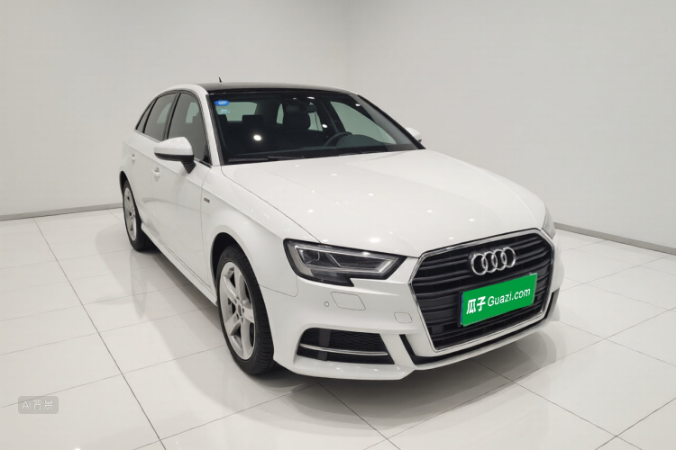 Audi A3 2019 #4 Audi A3 2019 car image #4