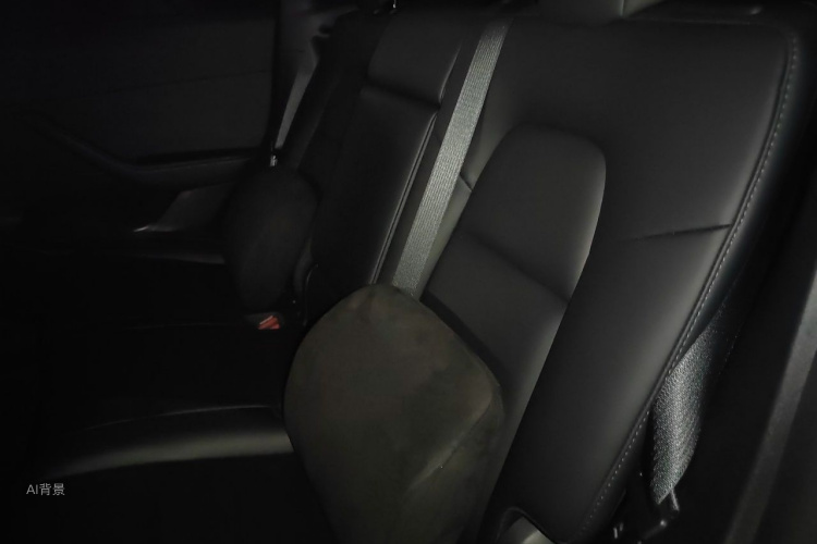 Tesla Model Y 2024 #19 Tesla Model Y 2024 car image #19