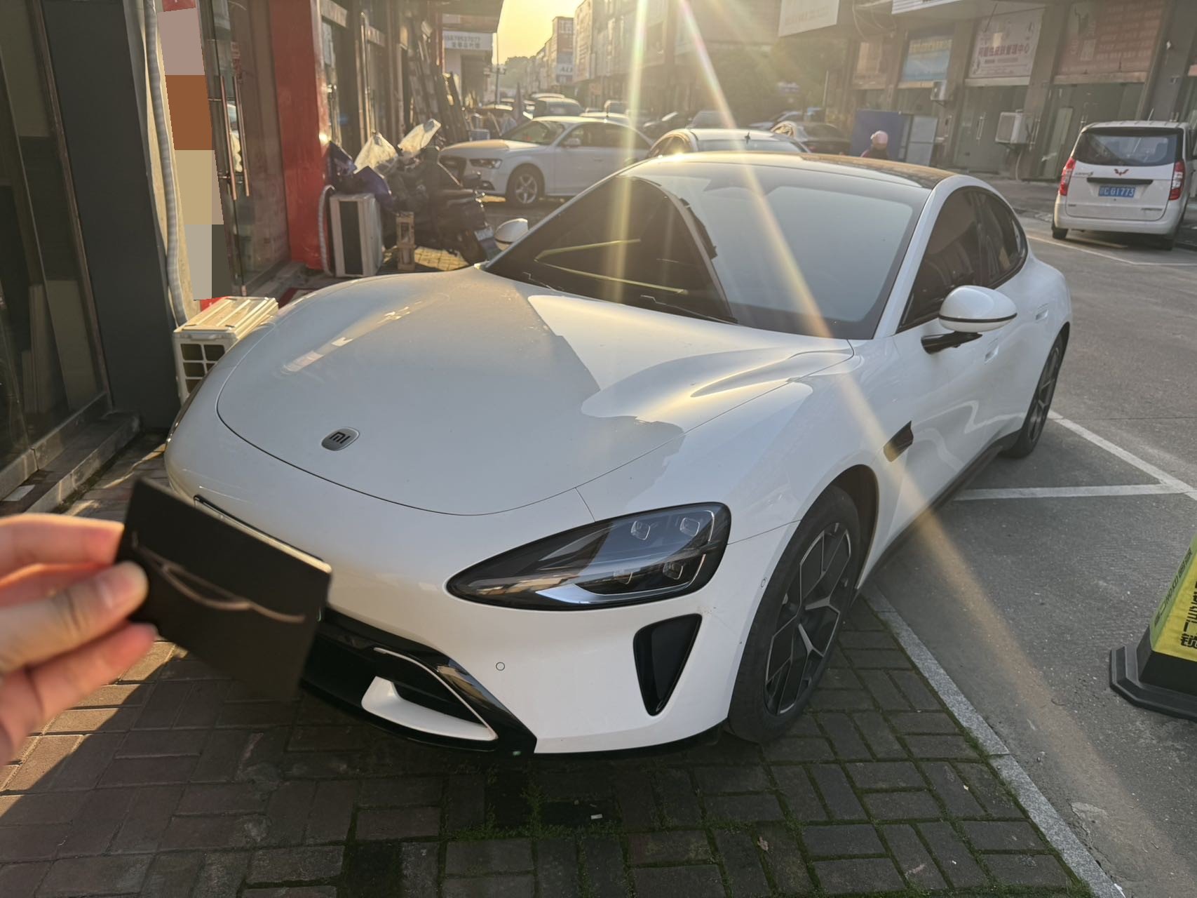 MI SU7 2024 car image 