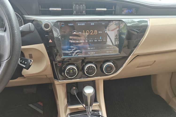 Toyota Corolla 2016 #15 Toyota Corolla 2016 car image #15