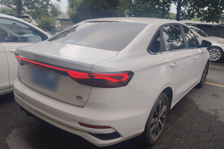 GEELY Emgrand 2022 car image #7