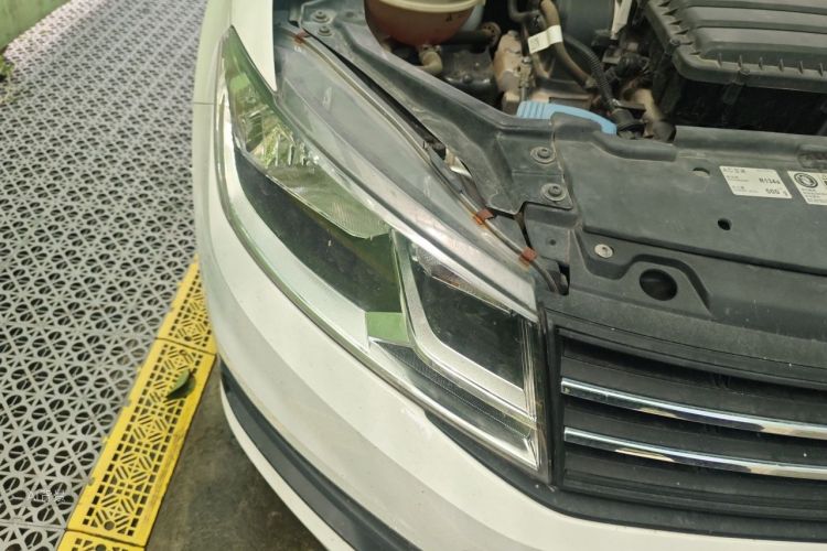 Volkswagen Santana 2018 car image #8