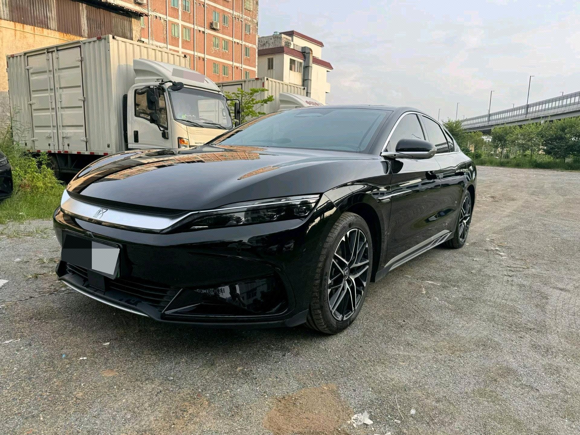BYD Han 2025 BYD Han 2025 car image