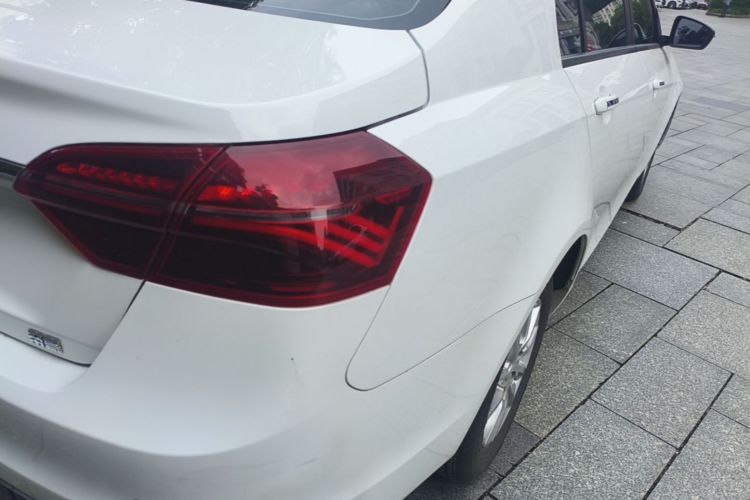 GEELY Emgrand 2020 car image #8