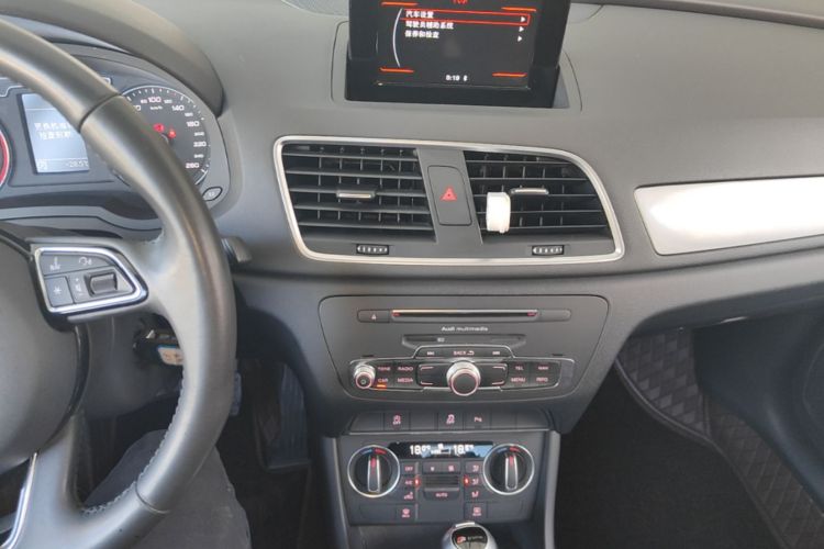 Audi Q3 2018 #13 Audi Q3 2018 immagine di auto #13