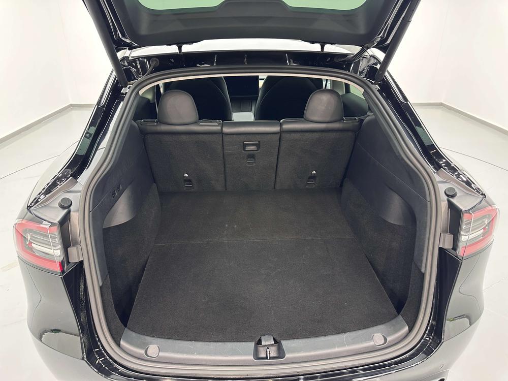 Tesla Model Y 2021 #28 Tesla Model Y 2021 car image #28