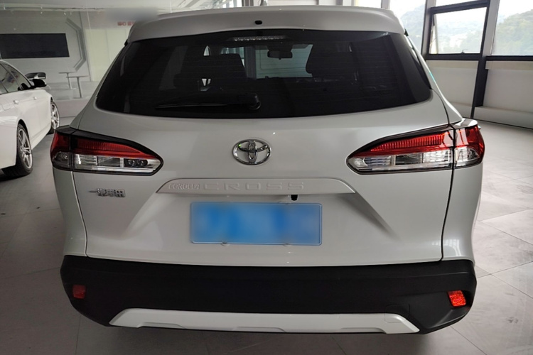 Toyota Corolla Cross 2024 #6 Toyota Corolla Cross 2024 car image #6