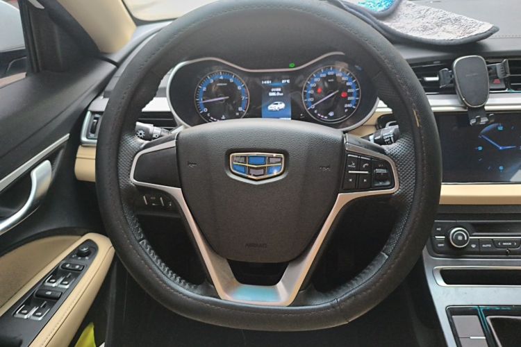 GEELY Emgrand 2019 car image #11