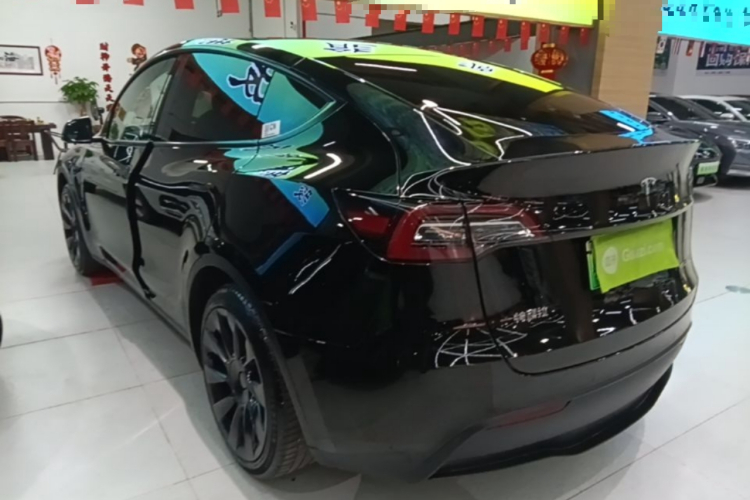 Tesla Model Y 2022 #5 Tesla Model Y 2022 immagine di auto #5