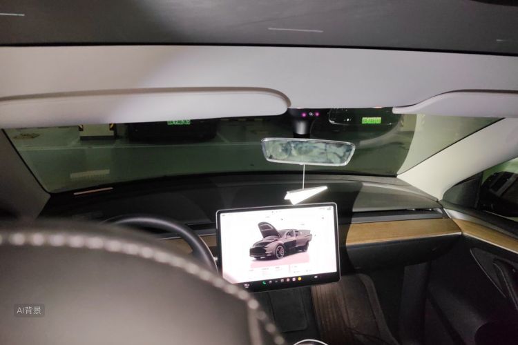 Tesla Model Y 2022 car image #20