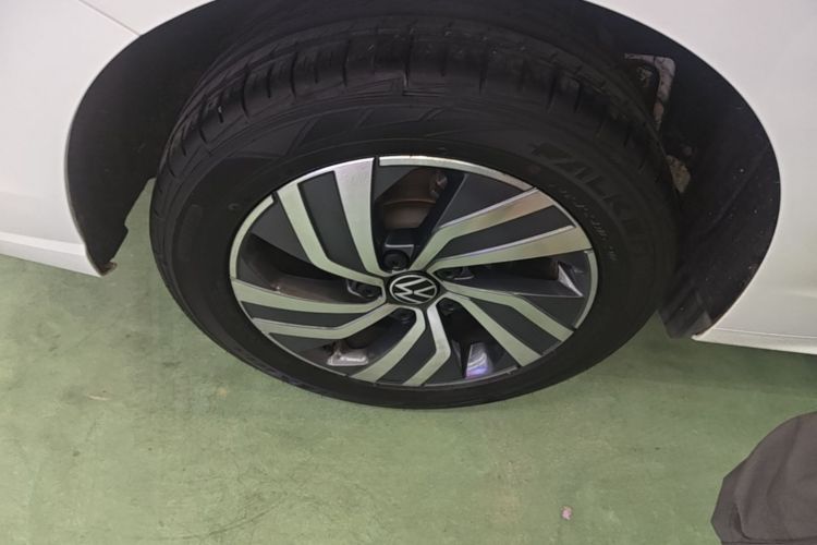 Volkswagen Bora 2023 car image #10